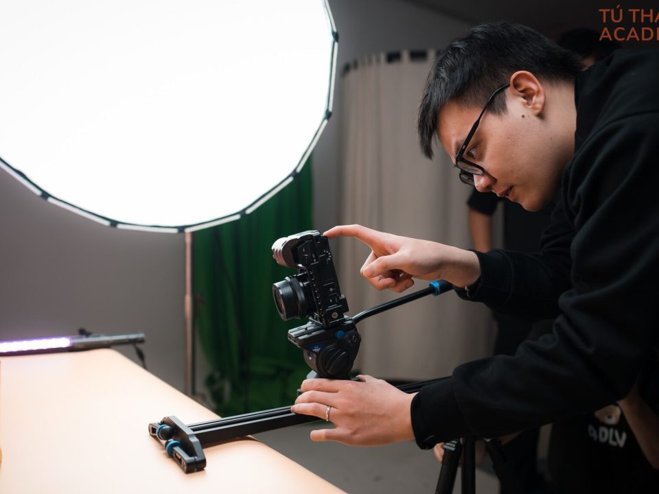 Quay dựng video BMT