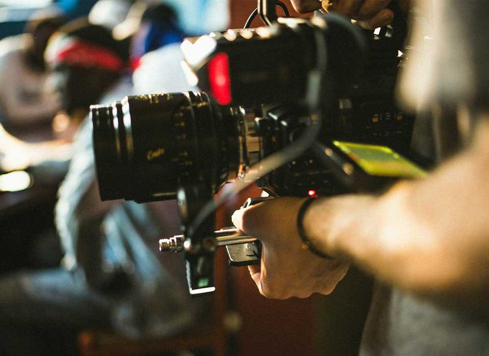 Quay phim ngắn phóng sự giới thiệu doanh nghiệp